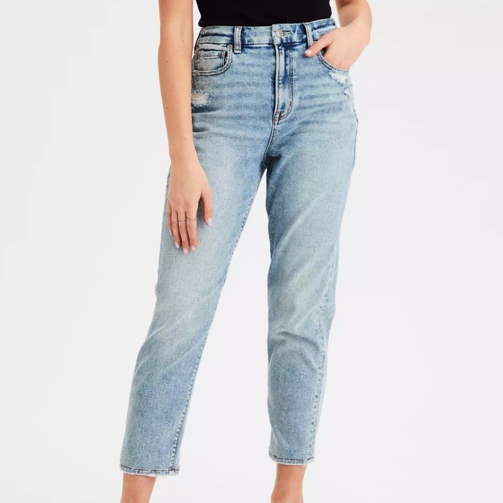 American Eagle Mom Jeans (Curvy, Stretch) Size 8